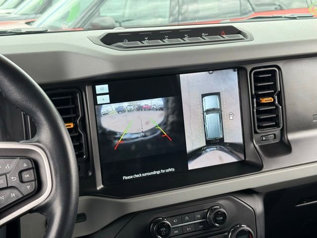 Certified 2023 Ford Bronco Badlands w/ Sasquatch Package AWD/4WD image 4