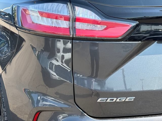 Certified 2020 Ford Edge ST w/ Equipment Group 401A AWD/4WD image 30