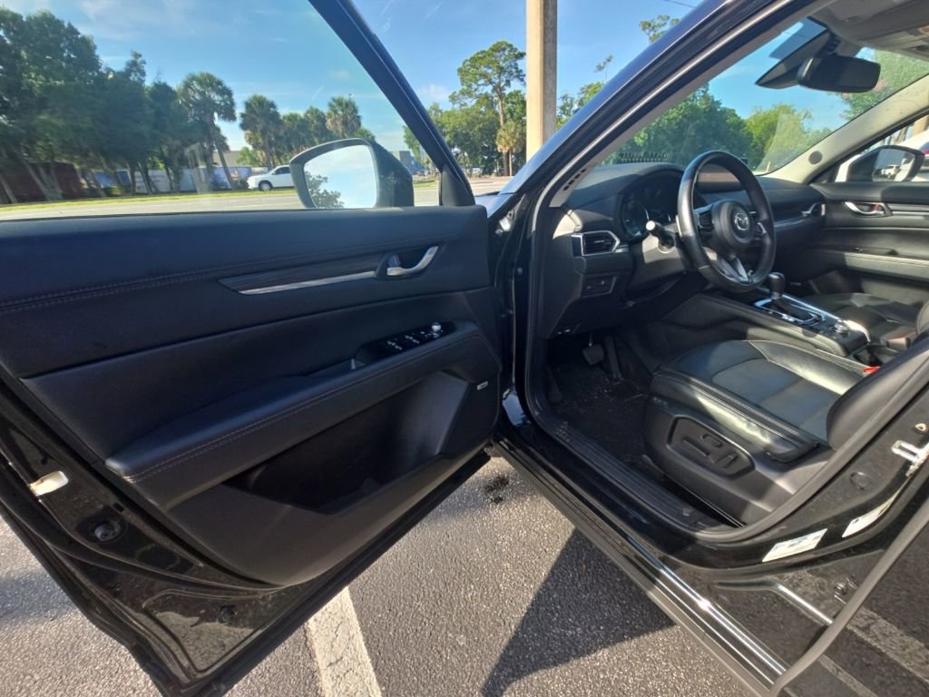 Used 2023 MAZDA CX-5 AWD 2.5 S w/ Premium Plus Pkg image 11