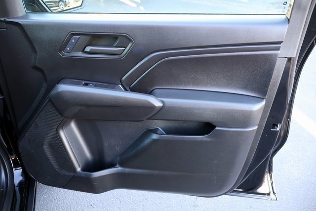 Used 2024 Chevrolet Colorado W/T image 18