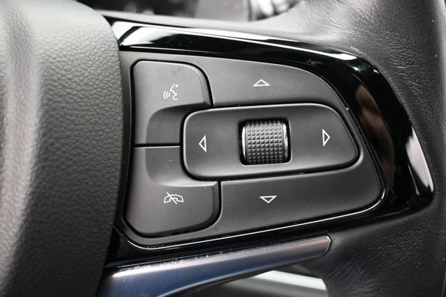Used 2023 Buick Enclave Essence AWD/4WD image 18