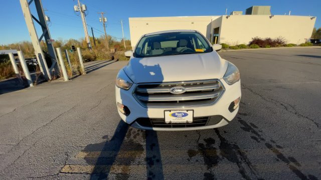 Certified 2017 Ford Escape SE AWD/4WD image 3