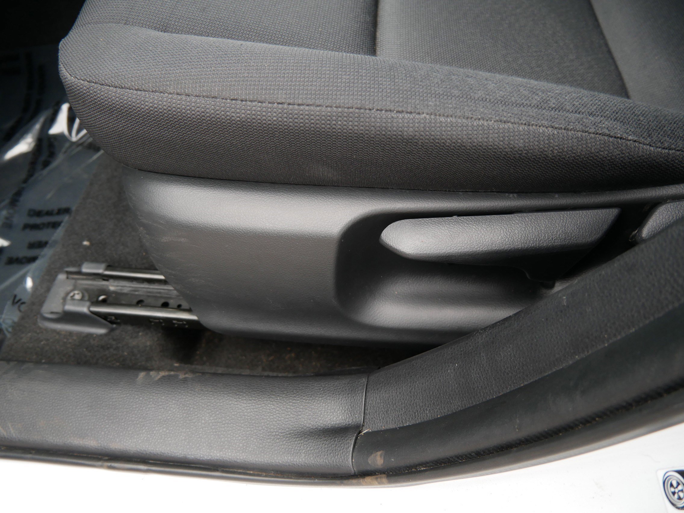 Used 2023 Toyota Corolla LE FWD image 19