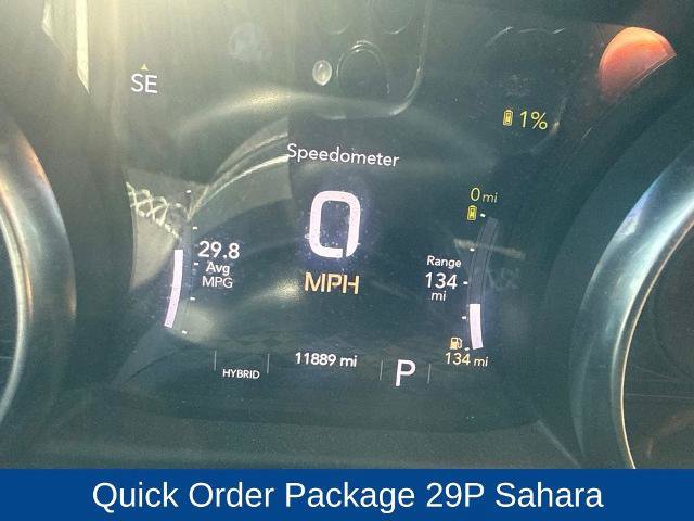Used 2023 Jeep Wrangler Unlimited Sahara w/ Cold Weather Group AWD/4WD image 13