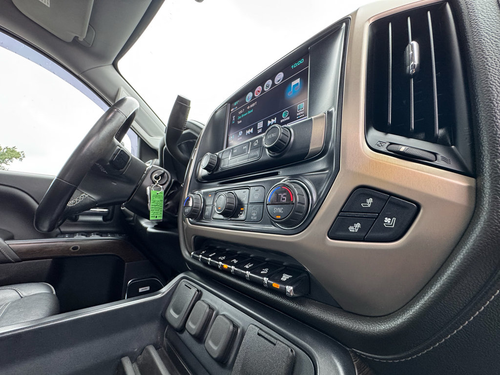 Used 2018 GMC Sierra 3500 Denali w/ Duramax Plus Package AWD/4WD image 15