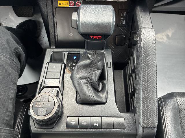 Used 2025 Toyota 4Runner TRD Off-Road Premium w/ Tow Technology Package AWD/4WD image 18