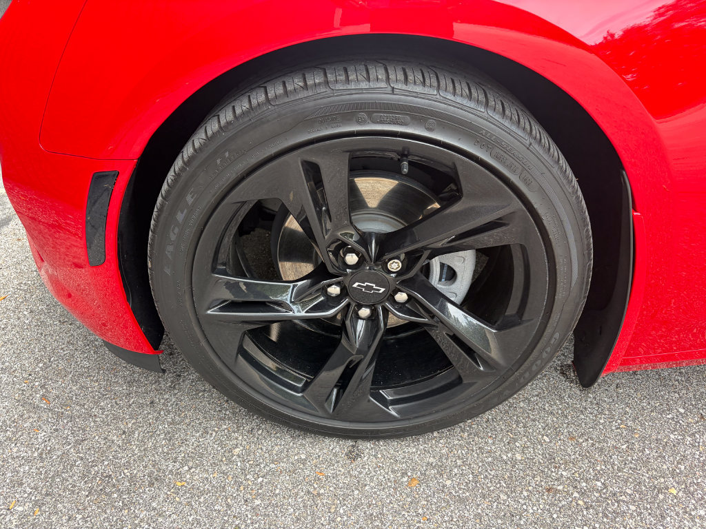 Used 2023 Chevrolet Camaro LT RWD image 38