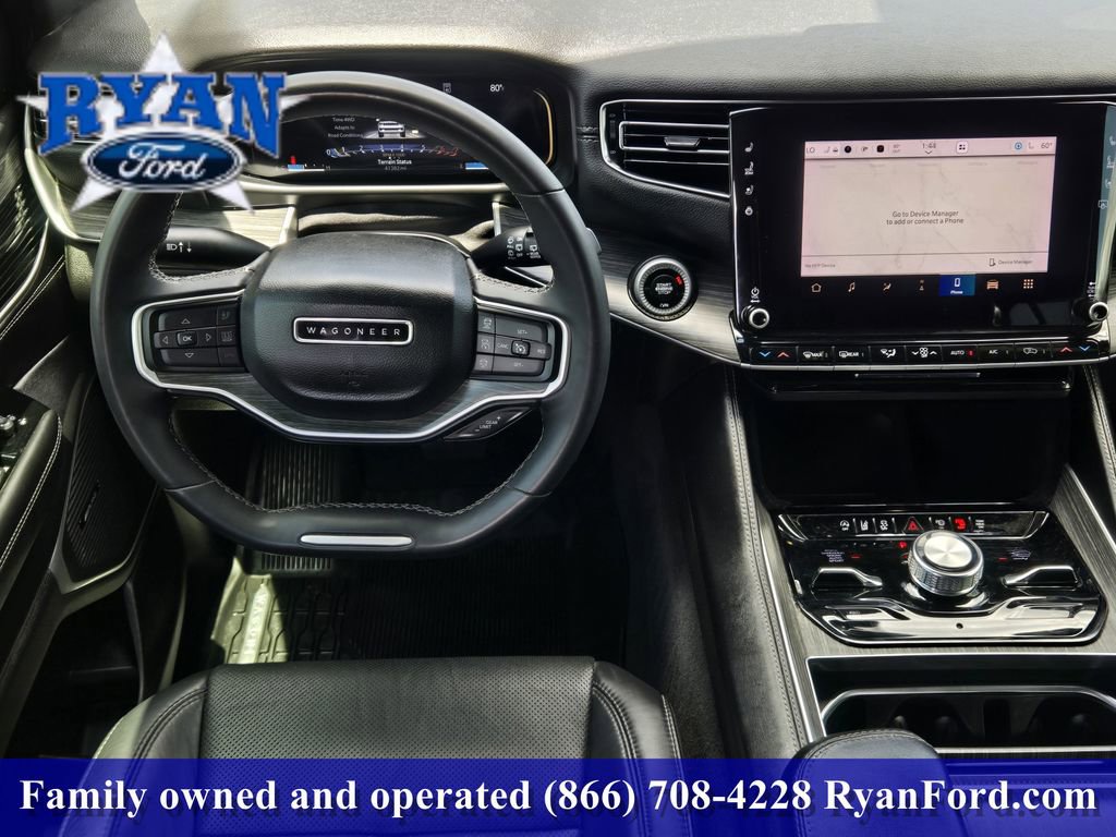 Used 2023 Jeep Wagoneer L Series II w/ Convenience Group I AWD/4WD image 19