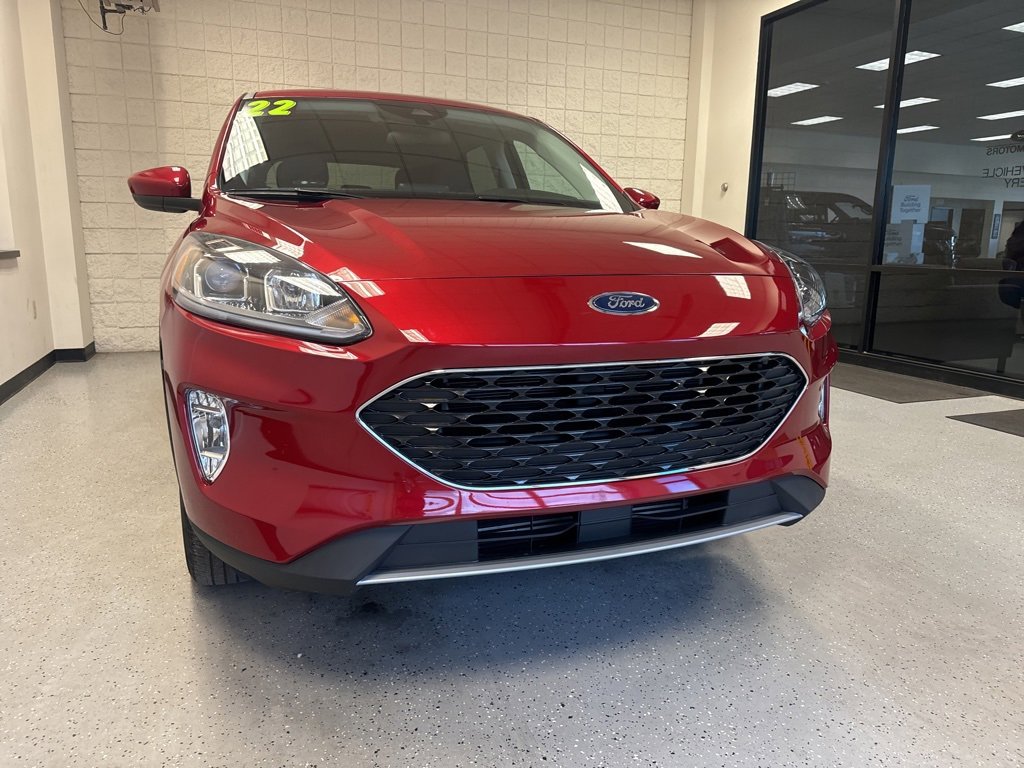Certified 2022 Ford Escape SEL image 30