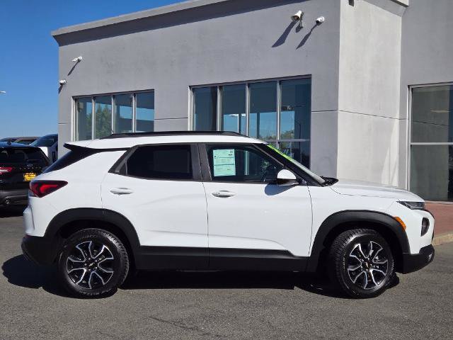 Used 2021 Chevrolet TrailBlazer ACTIV w/ Convenience Package AWD/4WD image 3