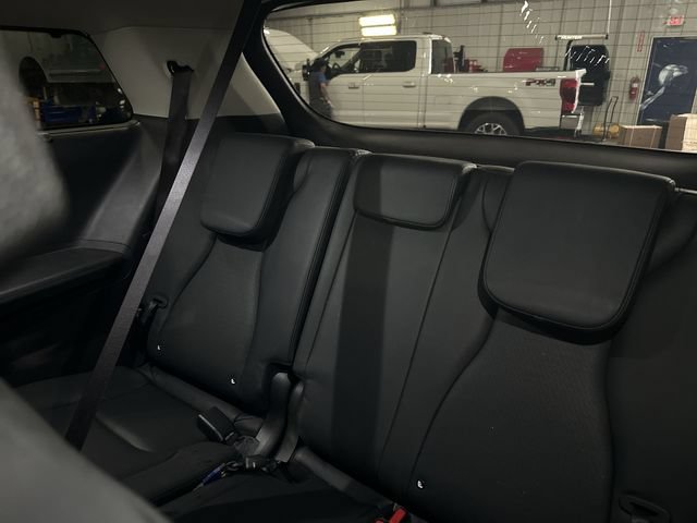 Used 2025 Kia Carnival SX Prestige FWD image 31