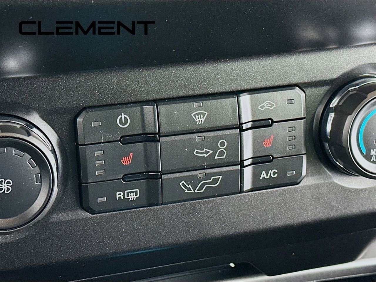 Certified 2019 Ford F150 XLT w/ Equipment Group 302A Luxury image 23