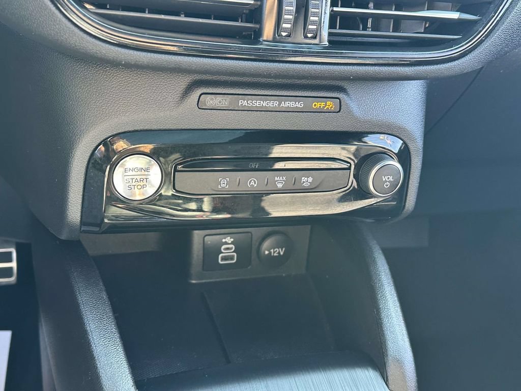 Certified 2024 Ford Escape ST-Line w/ Tech Pack #1 AWD/4WD image 21