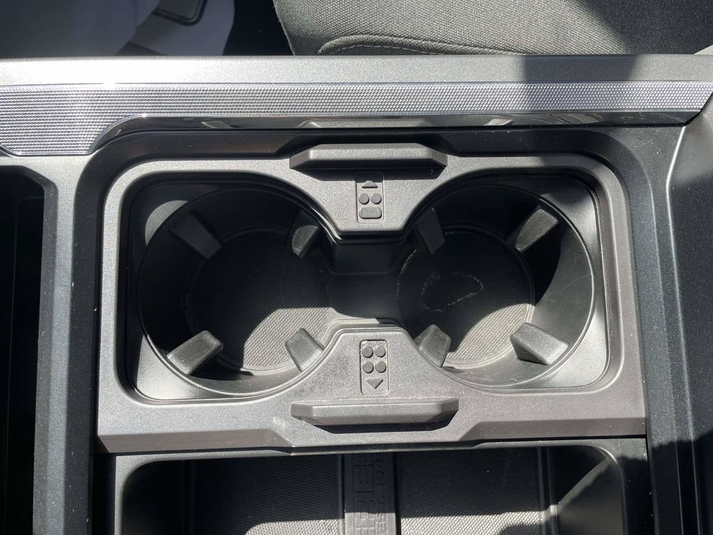 Certified 2023 Ford F250 XLT w/ Black Appearance Package AWD/4WD image 17