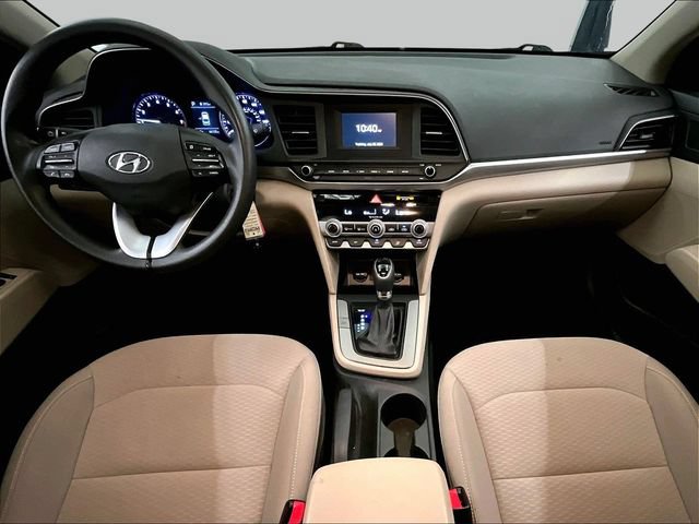 Used 2020 Hyundai Elantra SE FWD image 14