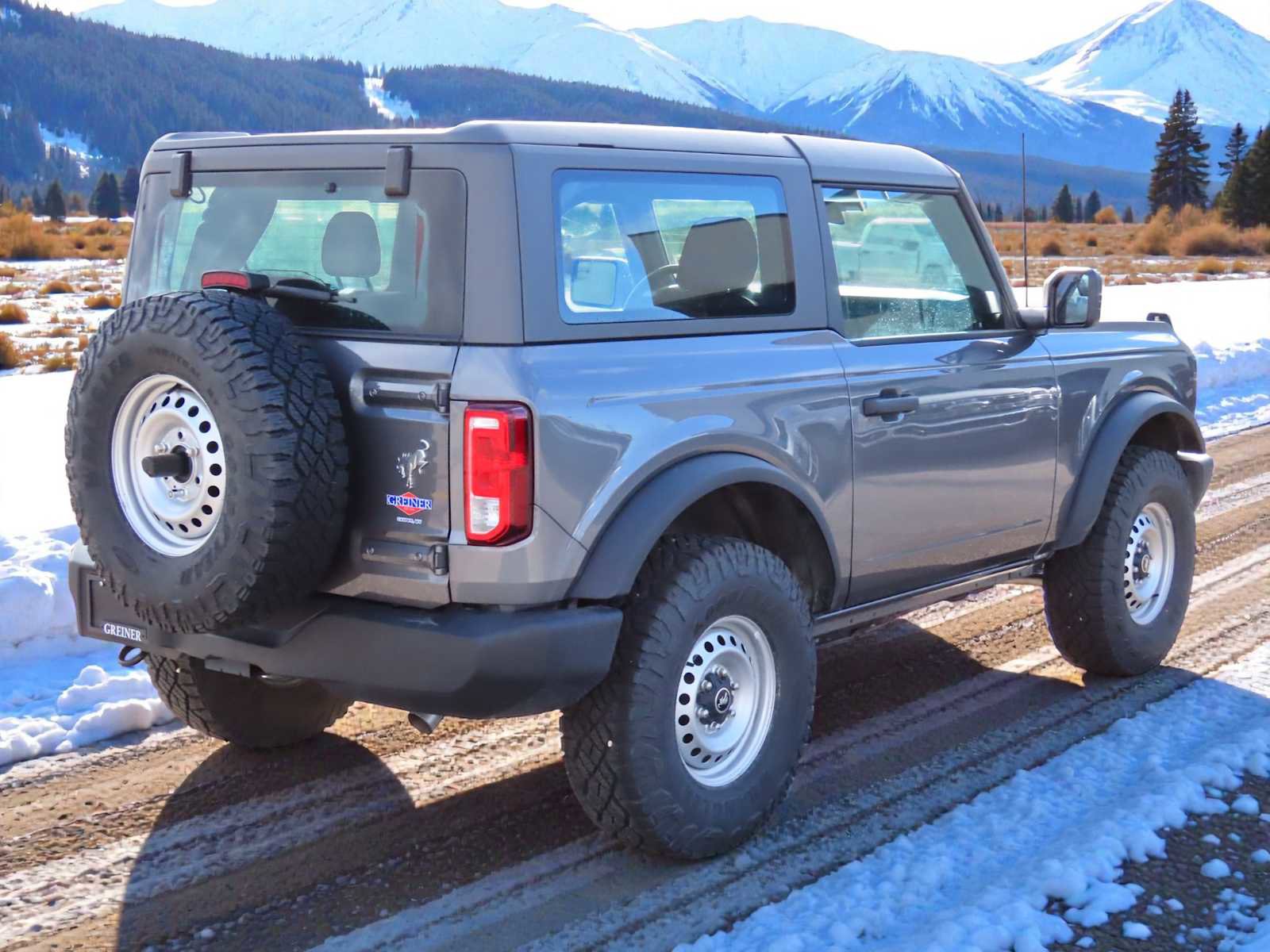 Certified 2025 Ford Bronco Base image 6