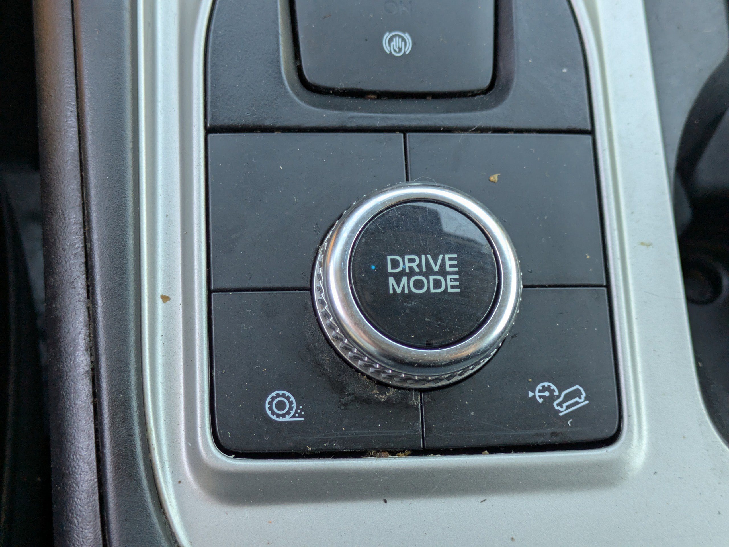 Certified 2022 Ford Explorer XLT image 29