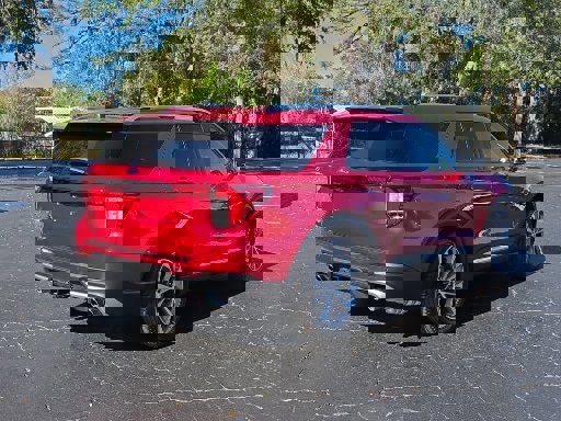 Certified 2025 Ford Explorer Platinum w/ Ultimate Package image 5