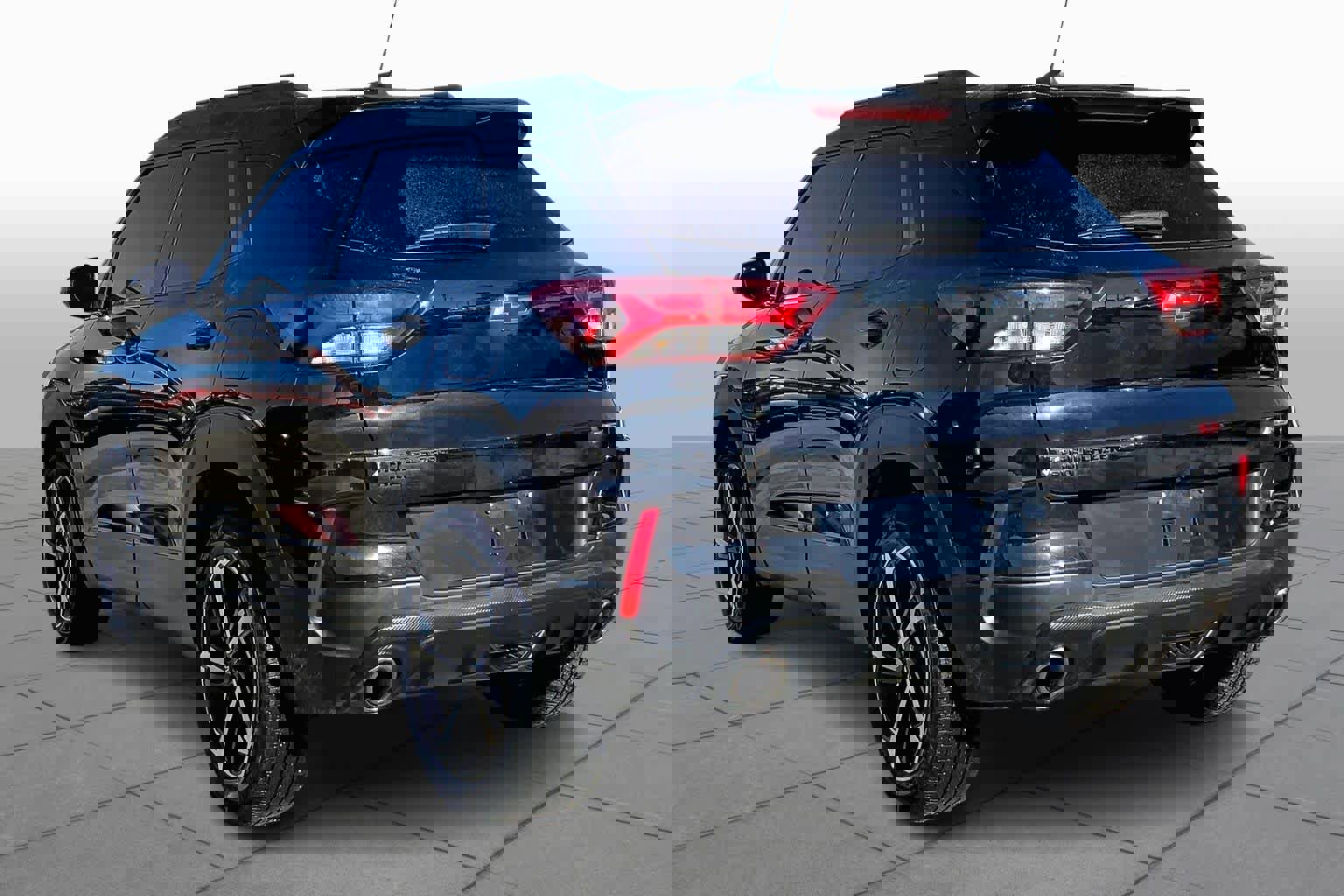 Used 2023 Chevrolet TrailBlazer RS w/ Sun and Liftgate Package image 11