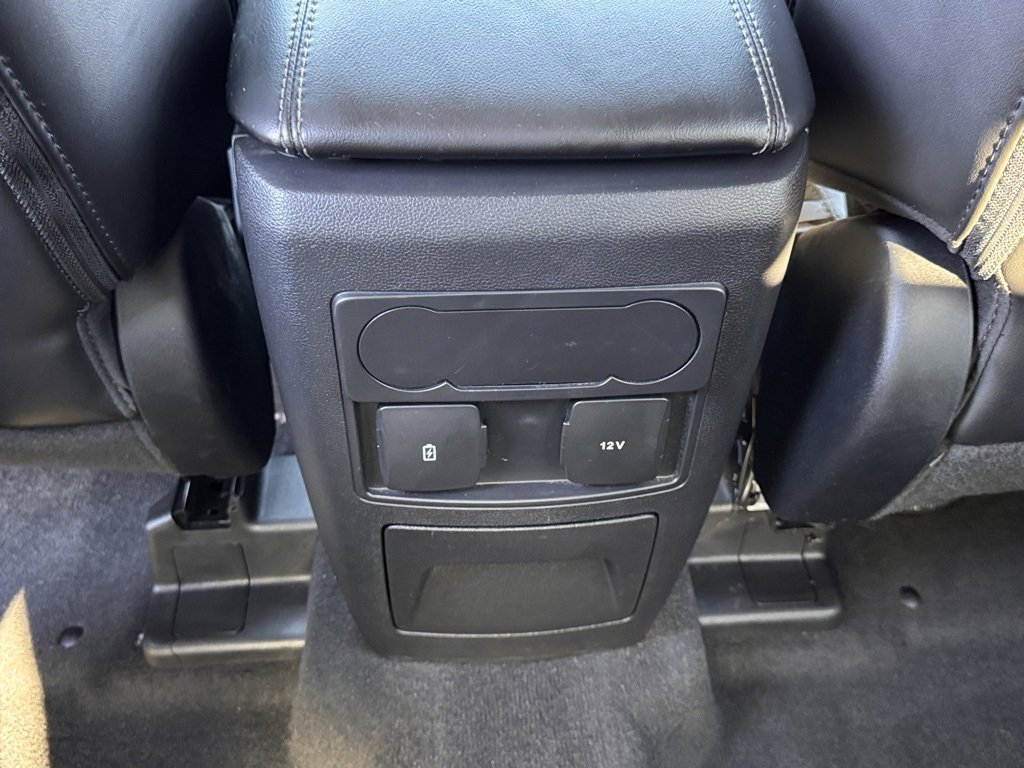 Certified 2022 Ford Explorer XLT w/ Equipment Group 202A image 29