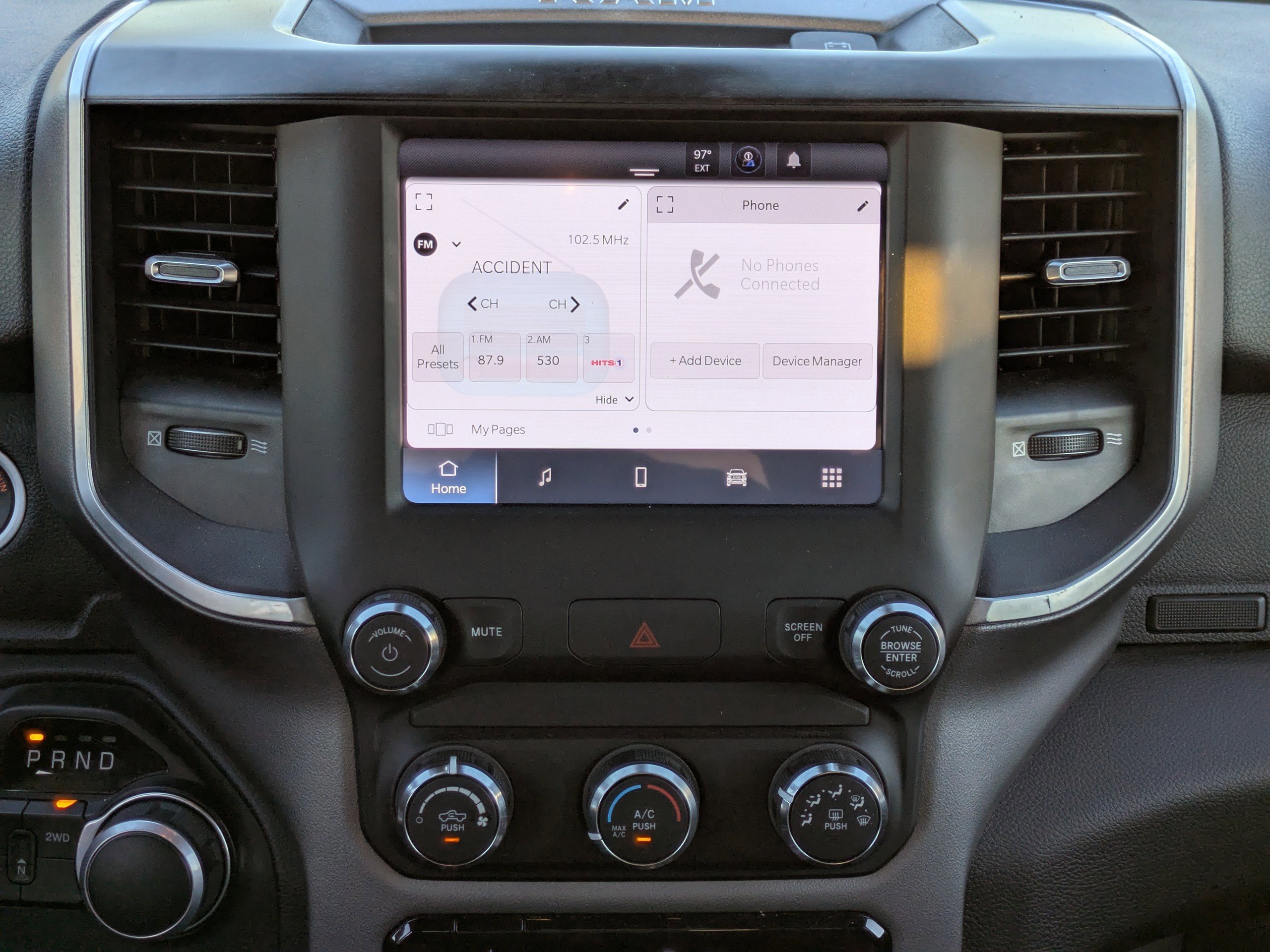 Used 2024 RAM 2500 Big Horn w/ Bed Utility Group image 17