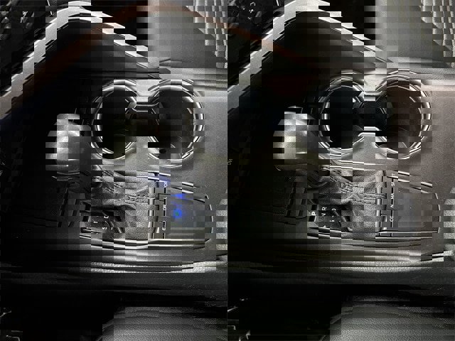 Used 2024 Toyota Camry SE image 11