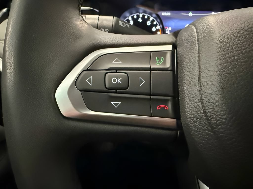 Used 2024 Jeep Compass Limited AWD/4WD image 18