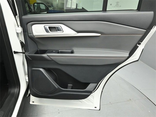 Certified 2025 Ford Explorer Active w/ Active Comfort Package image 46