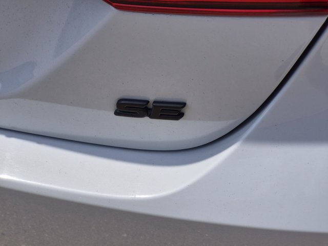 Used 2024 Toyota Camry SE FWD image 10
