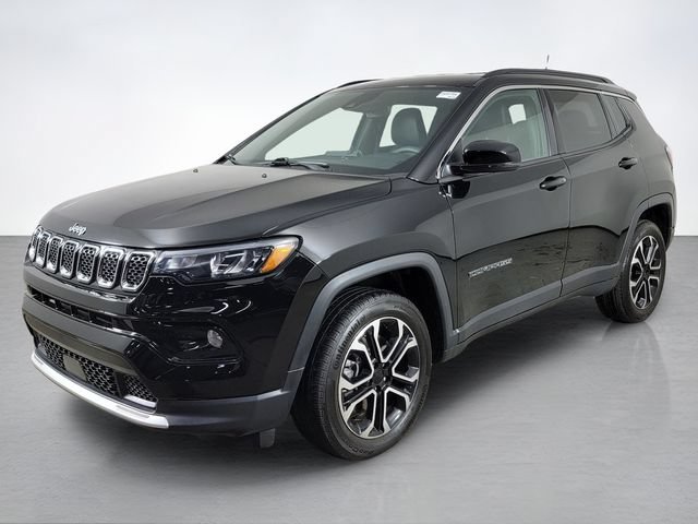 Used 2024 Jeep Compass Limited AWD/4WD image 7