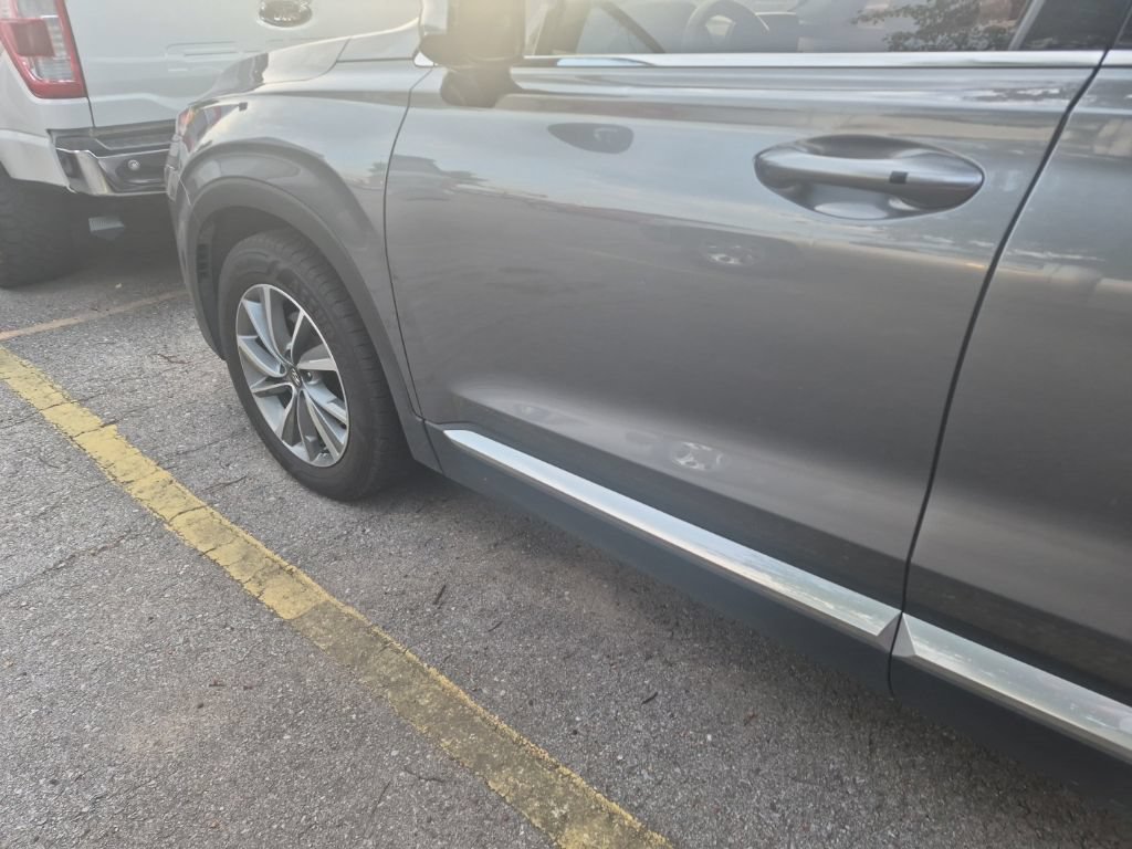 Used 2019 Hyundai Santa Fe SEL FWD image 6