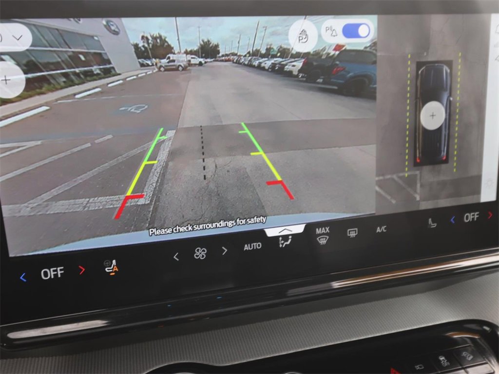 Certified 2025 Ford Expedition Max Active image 11