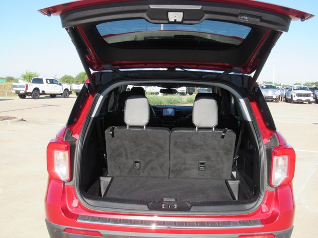 Certified 2022 Ford Explorer Limited w/ Equipment Group 301A AWD/4WD image 21