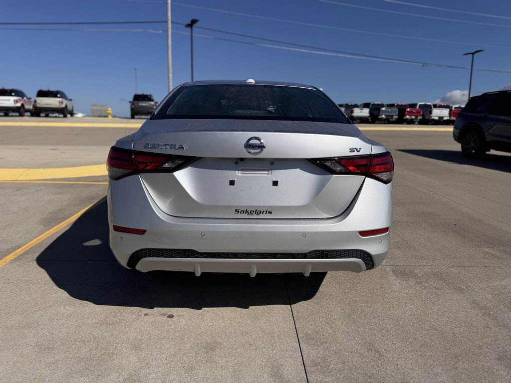 Used 2023 Nissan Sentra SV FWD image 4
