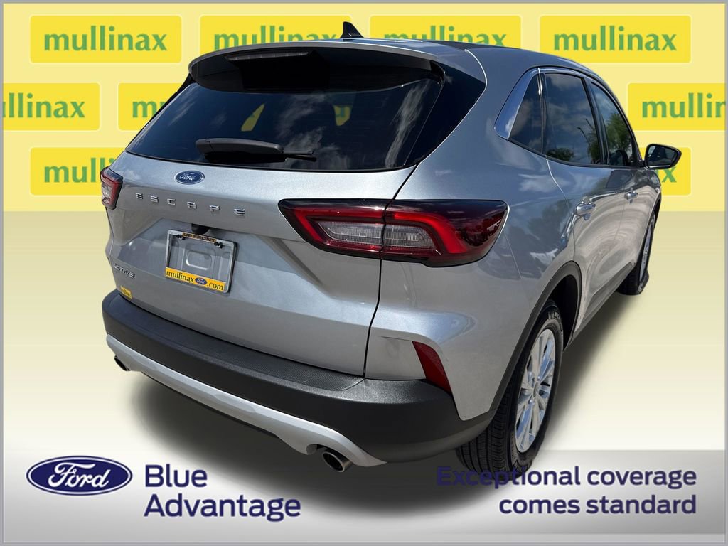 Certified 2023 Ford Escape Active image 3