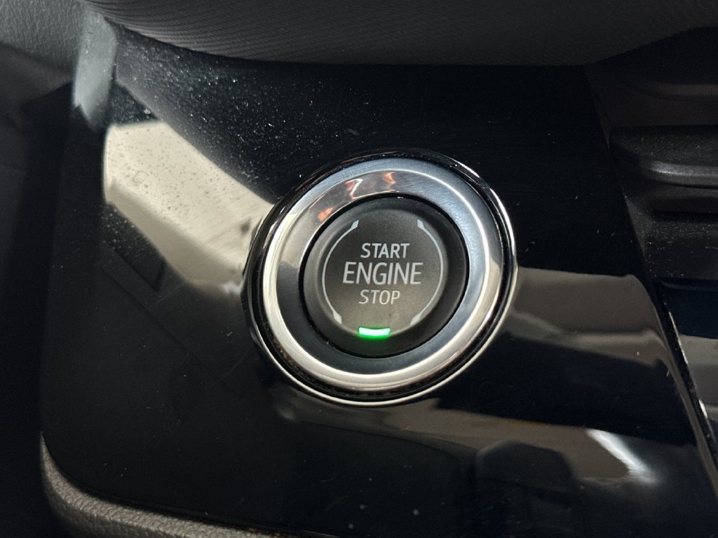 Used 2024 Buick Envision Preferred AWD/4WD image 21
