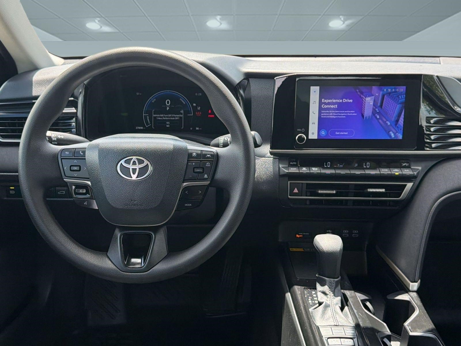 Used 2025 Toyota Camry LE w/ Convenience Package FWD image 27