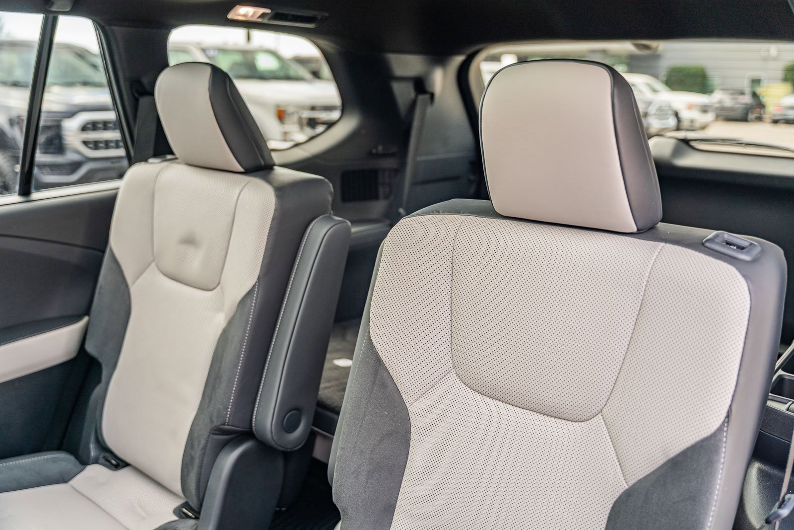 Used 2025 Lexus TX 500h 500h F SPORT Premium image 33