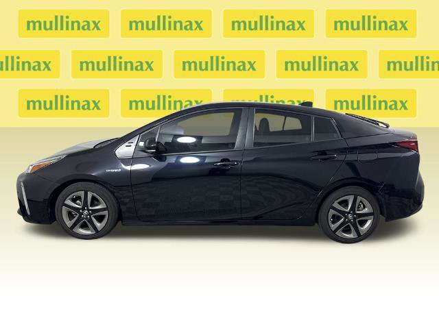Used 2022 Toyota Prius L image 2