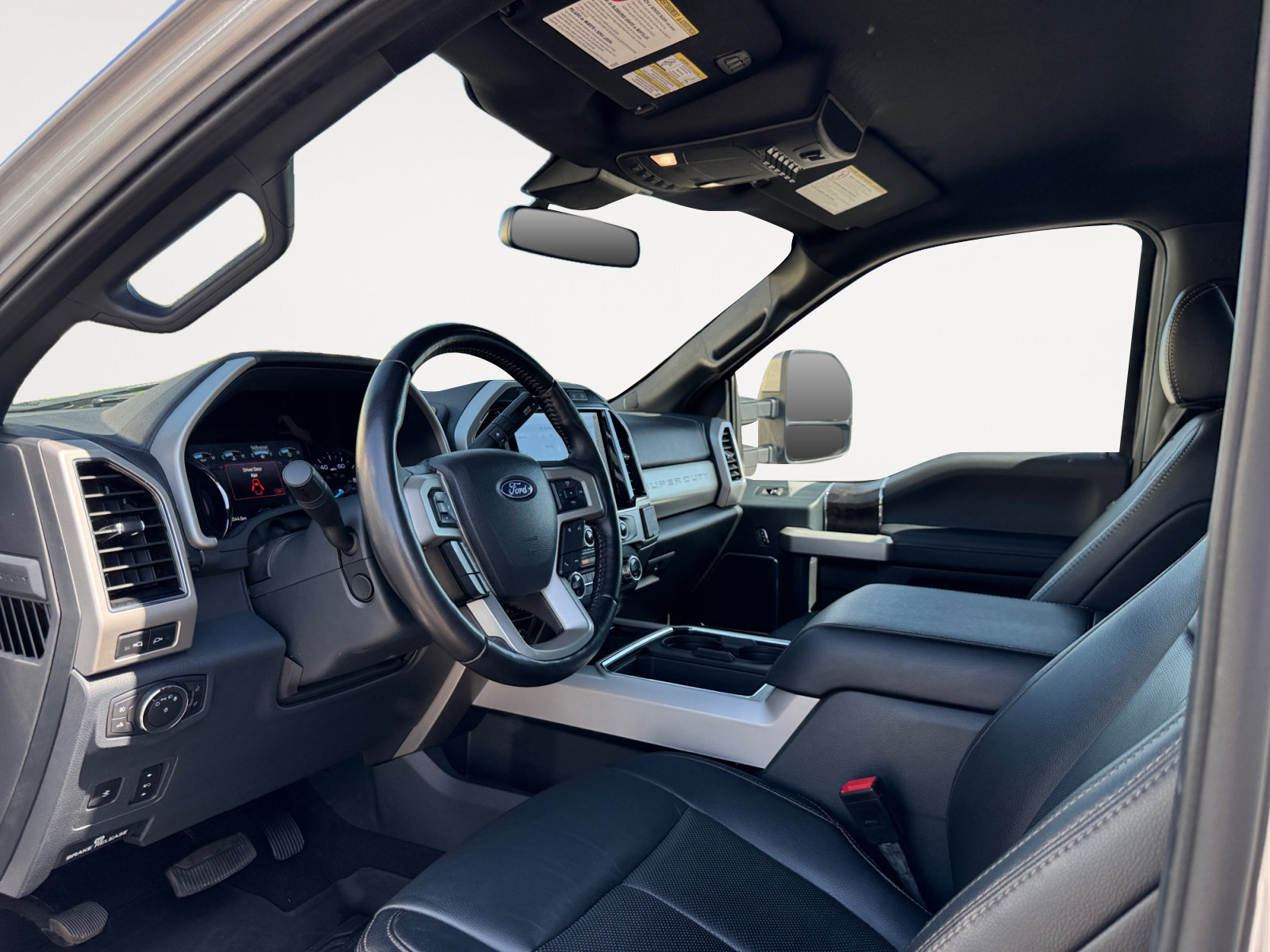 Certified 2022 Ford F250 Lariat w/ Lariat Ultimate Package AWD/4WD image 9