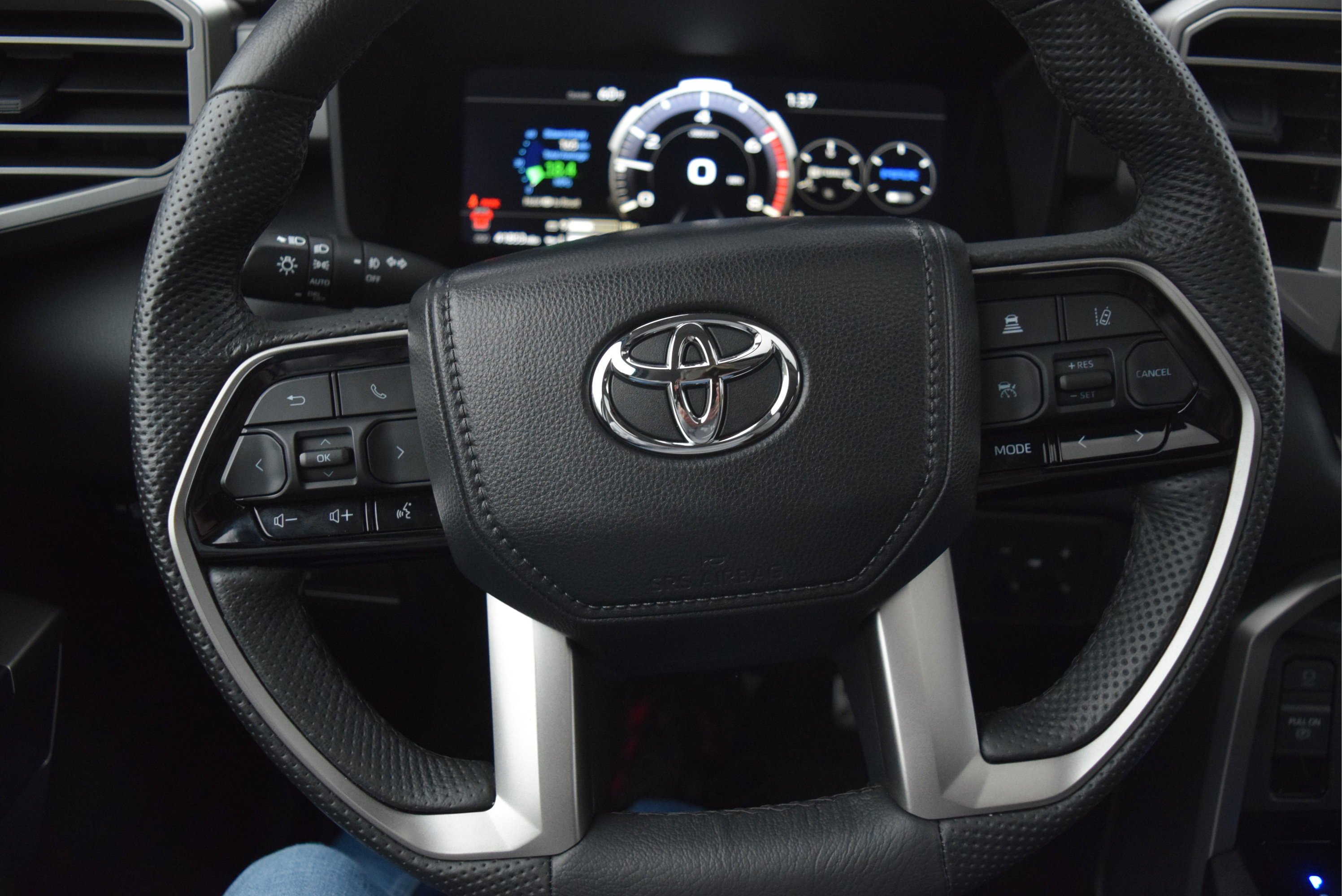 Used 2024 Toyota Sequoia SR5 w/ SR5 Premium Package AWD/4WD image 13
