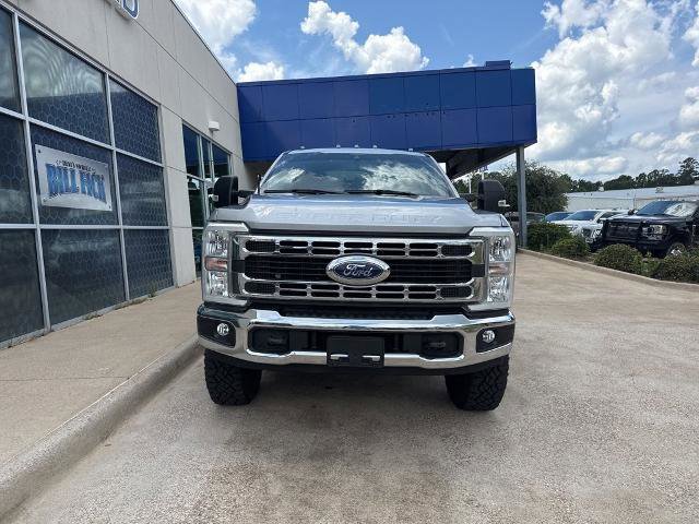 Certified 2023 Ford F350 XLT w/ FX4 Off-Road Package AWD/4WD image 3