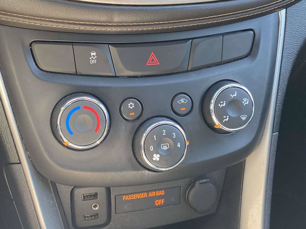 Used 2018 Chevrolet Trax LS FWD image 19