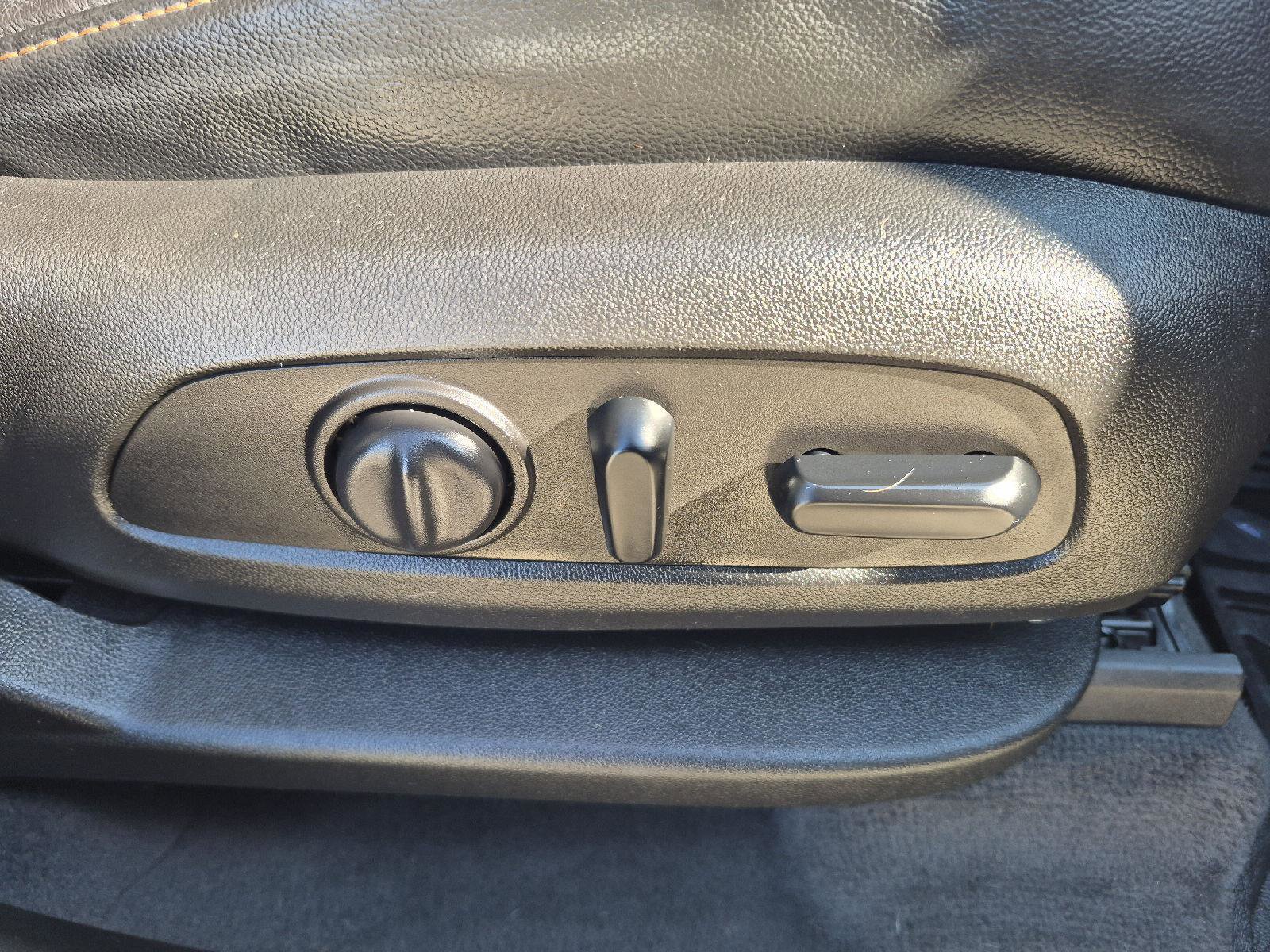 Used 2019 Chevrolet Traverse Premier image 30