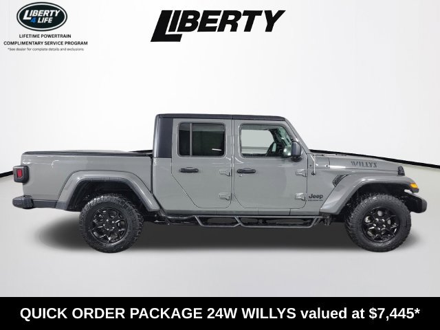 Used 2023 Jeep Gladiator Sport AWD/4WD image 2