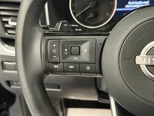 Used 2023 Nissan Rogue SV AWD/4WD image 19