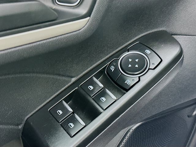 Certified 2022 Ford Escape SE w/ SE Sport Appearance Package image 24