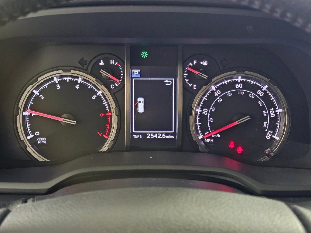 Used 2021 Toyota 4Runner TRD Off-Road Premium w/ Moonroof Package AWD/4WD image 28