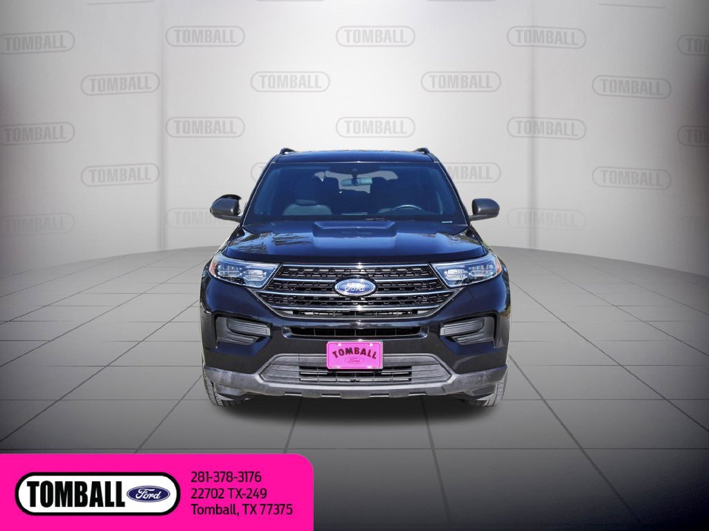 Certified 2020 Ford Explorer XLT RWD image 2