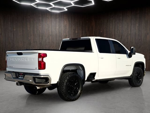 Used 2024 Chevrolet Silverado 2500 LT w/ Convenience Package AWD/4WD image 2